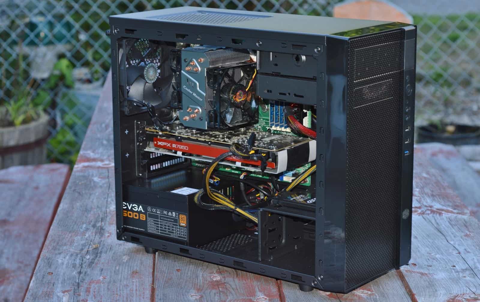 Cooler Master N200